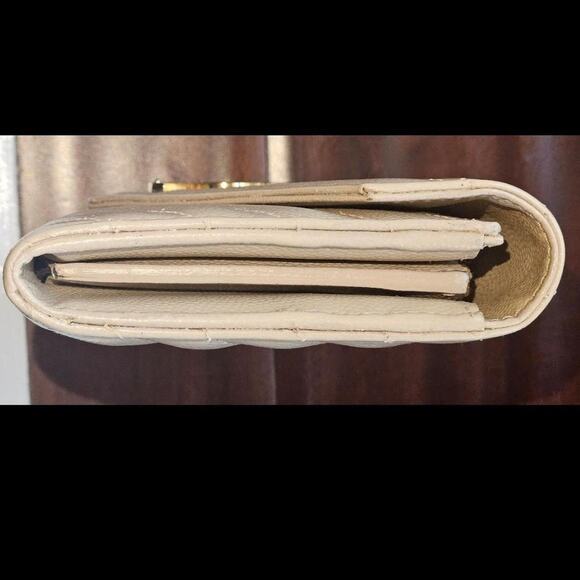 Authentic YSL Cassandre Large Flap Wallet in Grained Leather - Picture 5 of 8